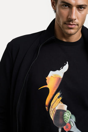 camiseta pica-pau cerveja - Preta