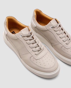 Tênis de Couro Off White Carrera