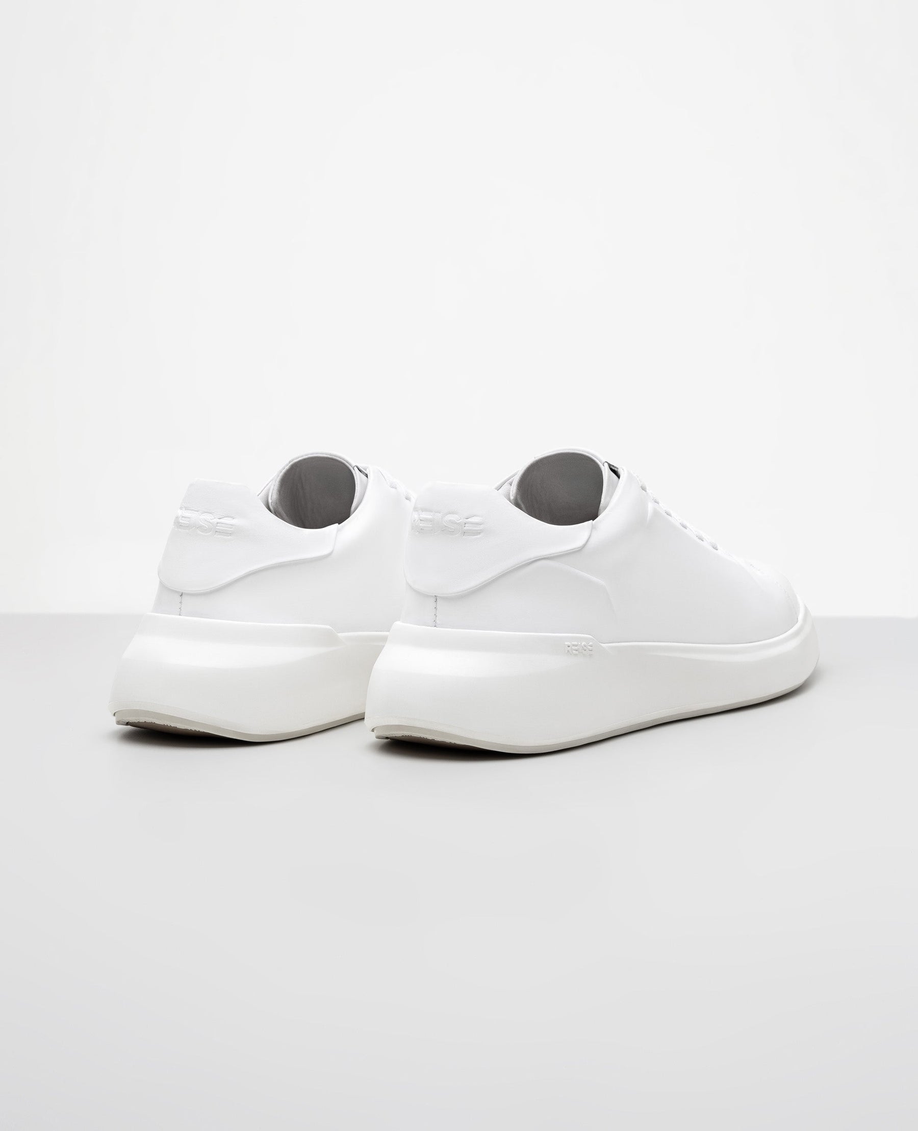 Tênis de Couro Branco RS6 GT