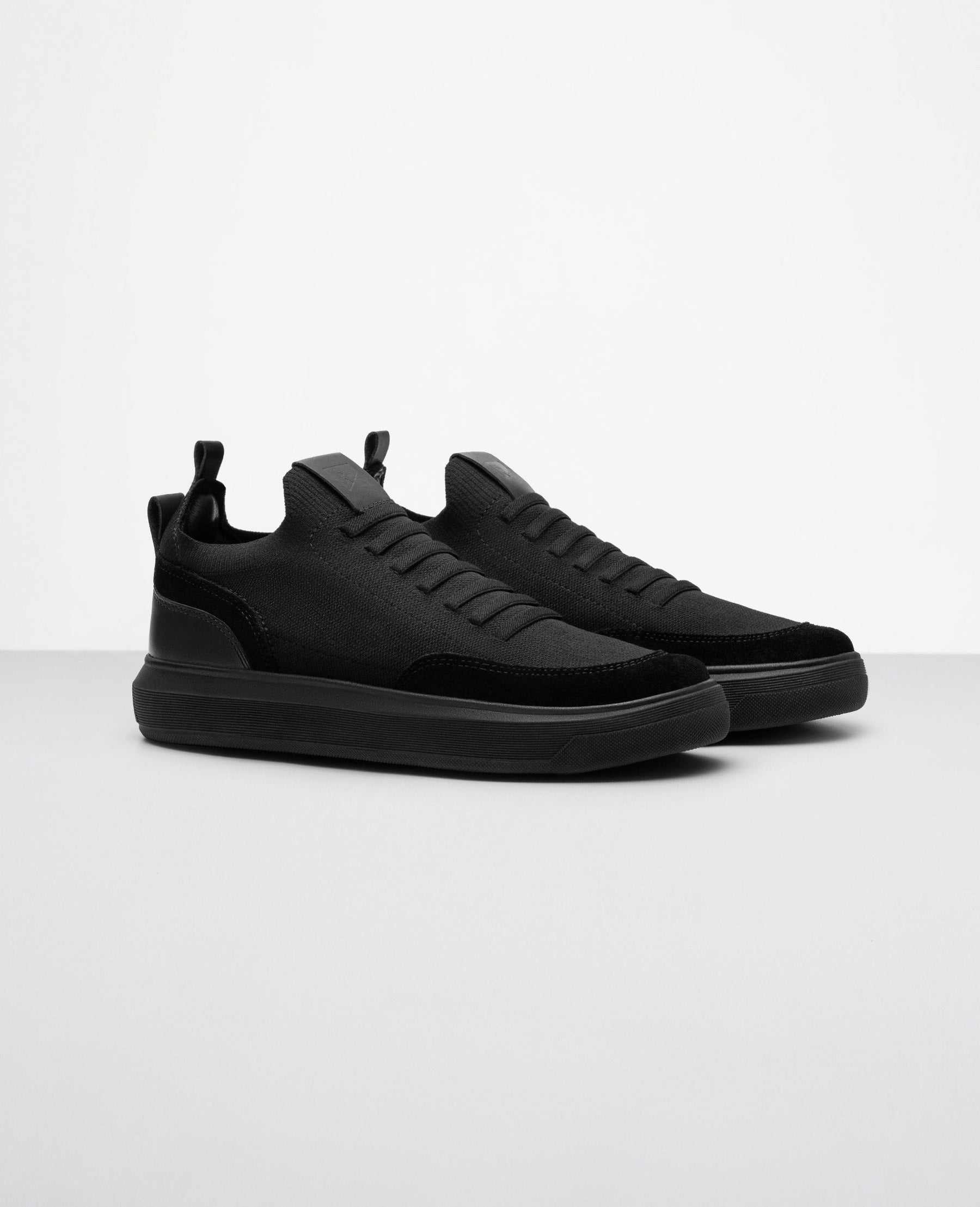Tênis Knit All Black